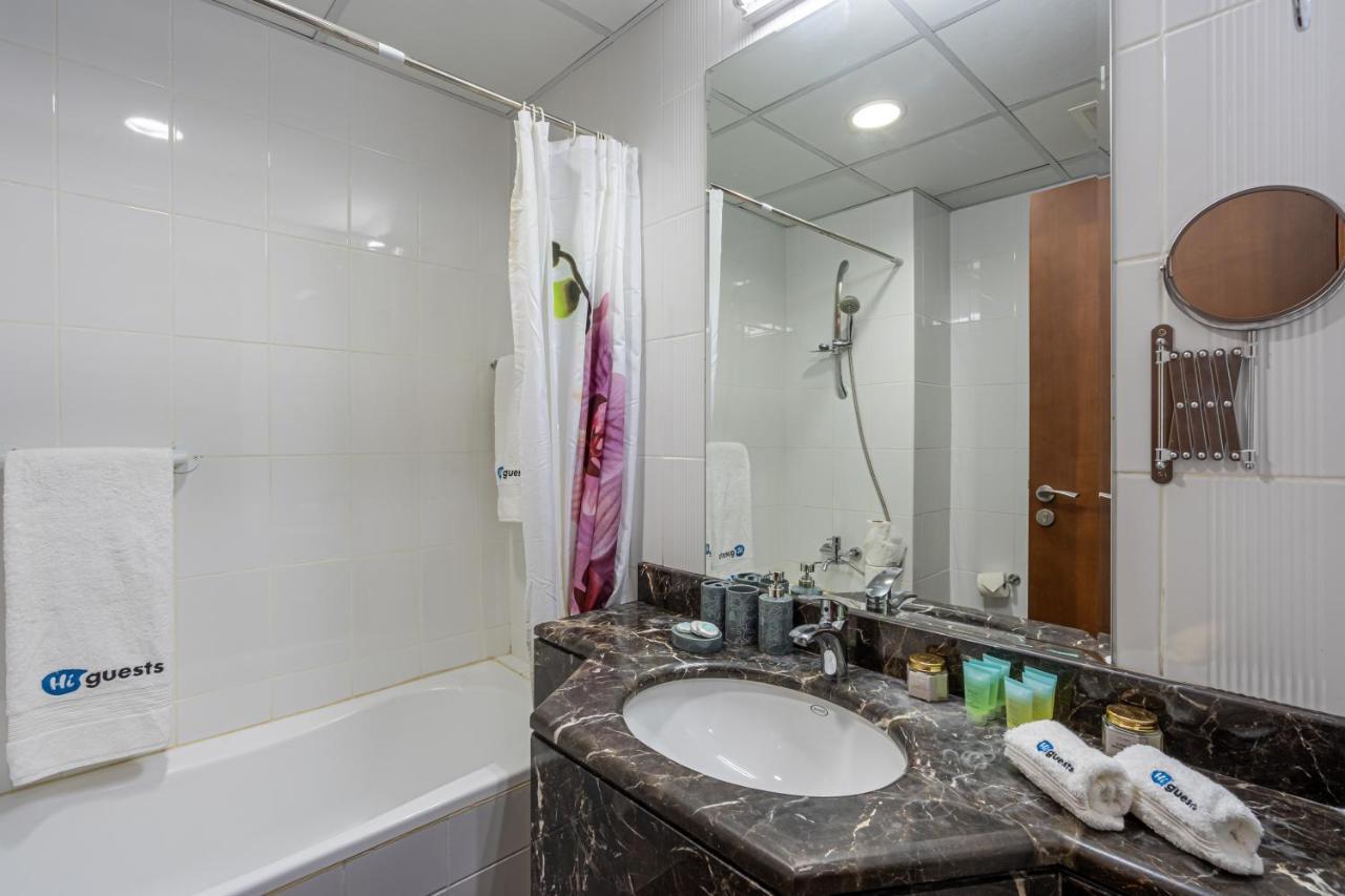 Higuests - Spacious Studio With City Views Near Dubai Mall Exterior photo