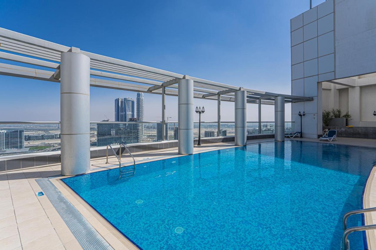 Higuests - Spacious Studio With City Views Near Dubai Mall Exterior photo